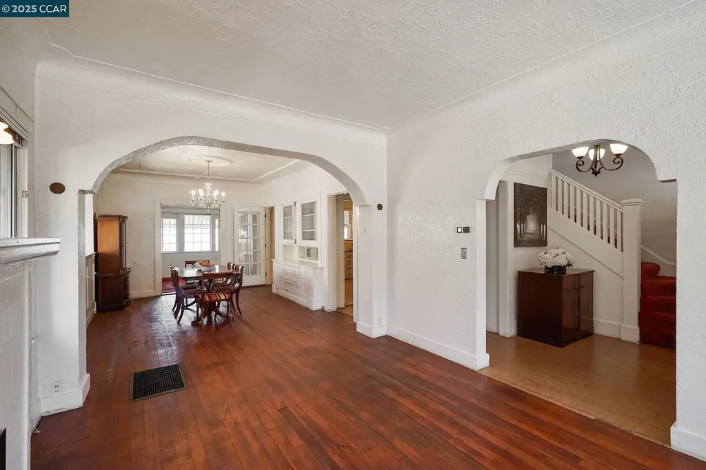 1322 Virginia Street Berkeley CA 94702