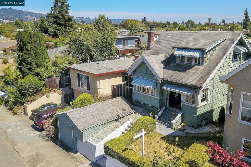 1322 Virginia Street Berkeley CA 94702