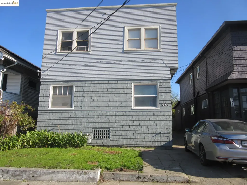 3906 Lusk Street Oakland CA 94608