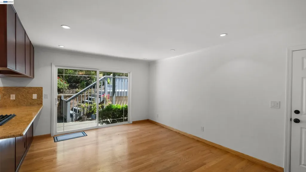 11 Oak Tree Court San Rafael CA 94903