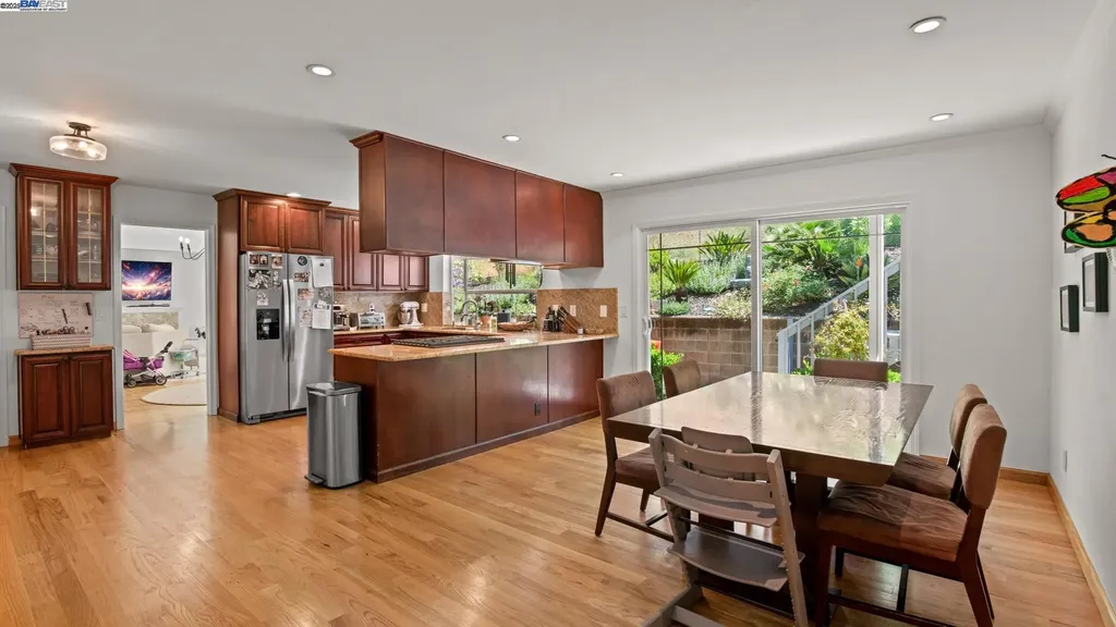 11 Oak Tree Court San Rafael CA 94903