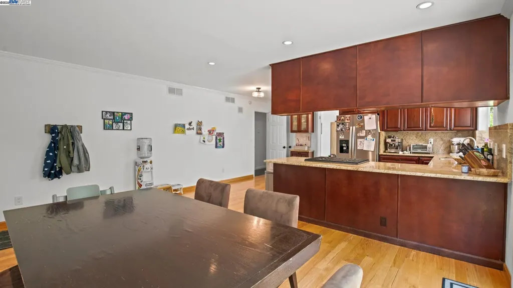 11 Oak Tree Court San Rafael CA 94903