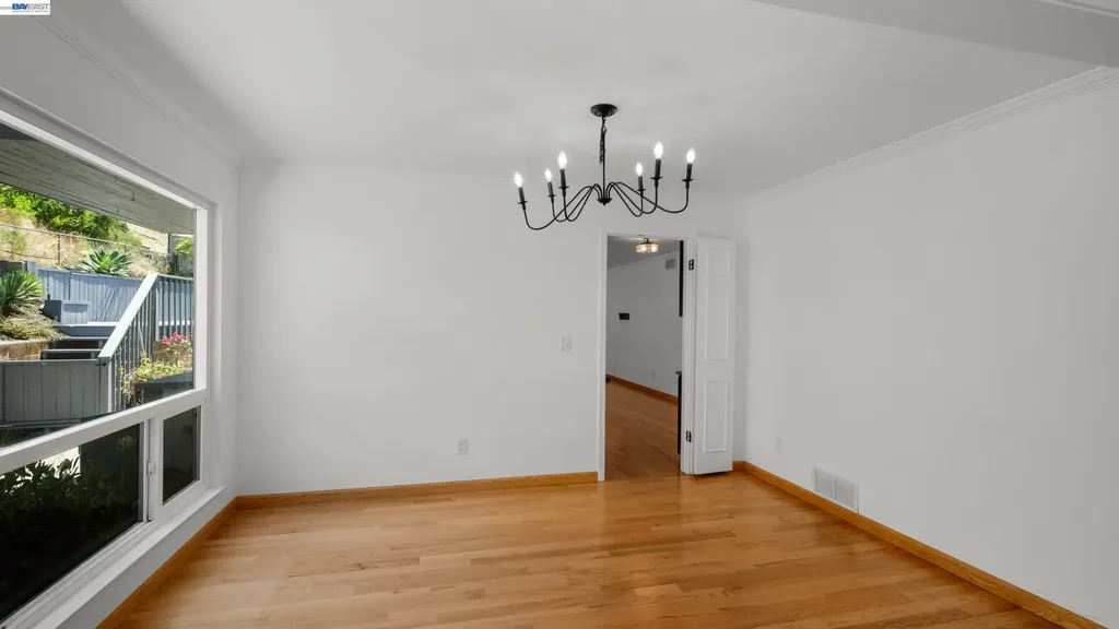 11 Oak Tree Court San Rafael CA 94903