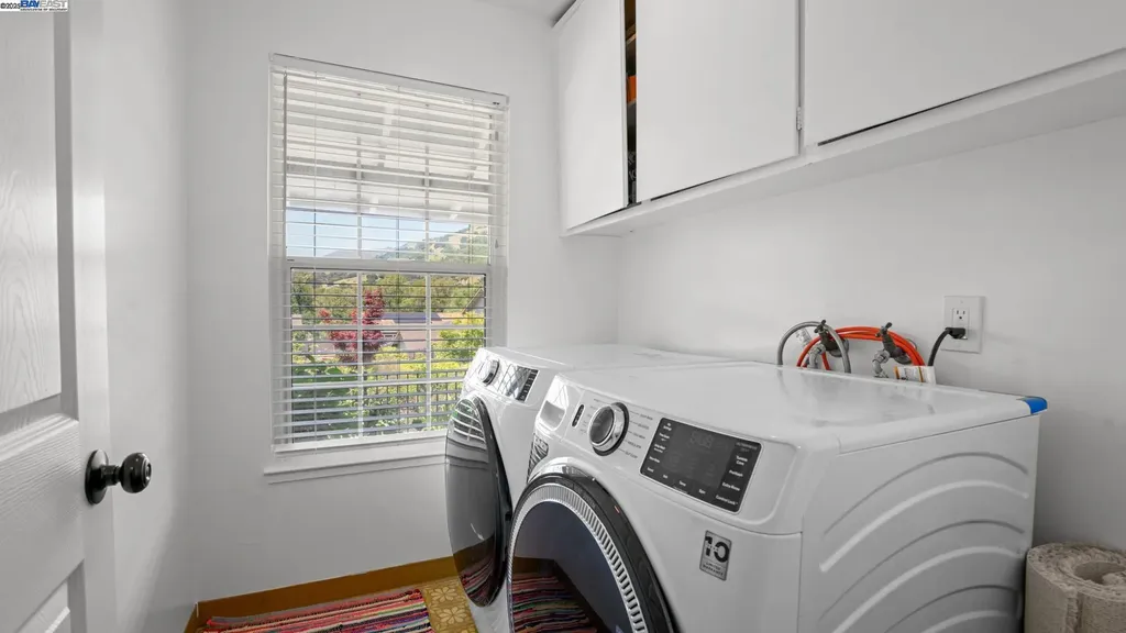 11 Oak Tree Court San Rafael CA 94903