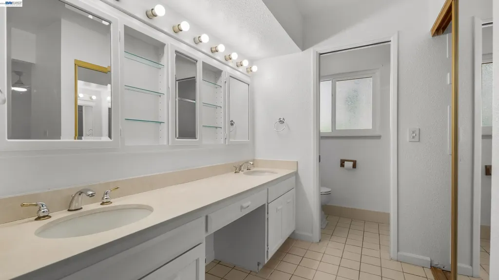 11 Oak Tree Court San Rafael CA 94903