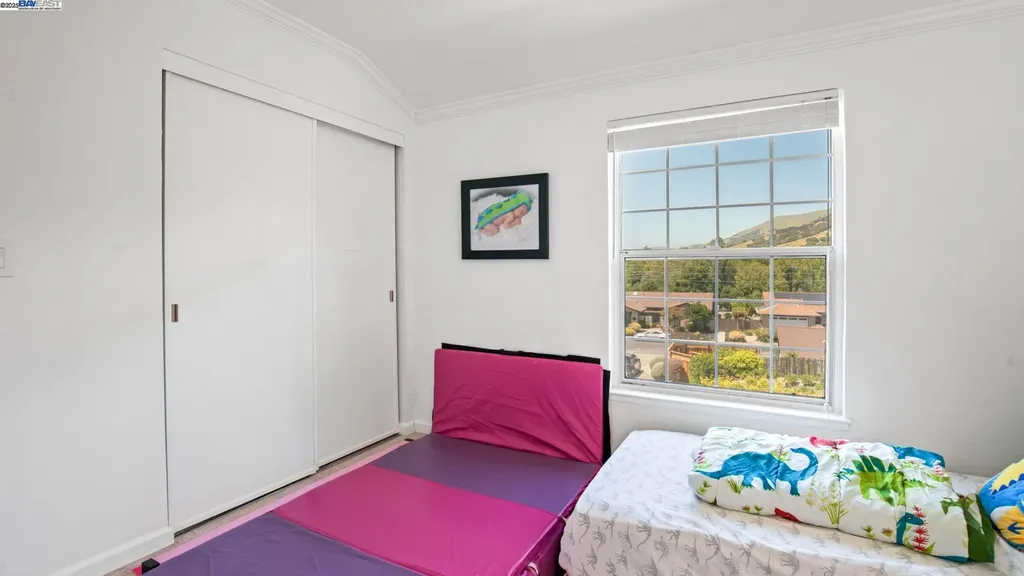 11 Oak Tree Court San Rafael CA 94903