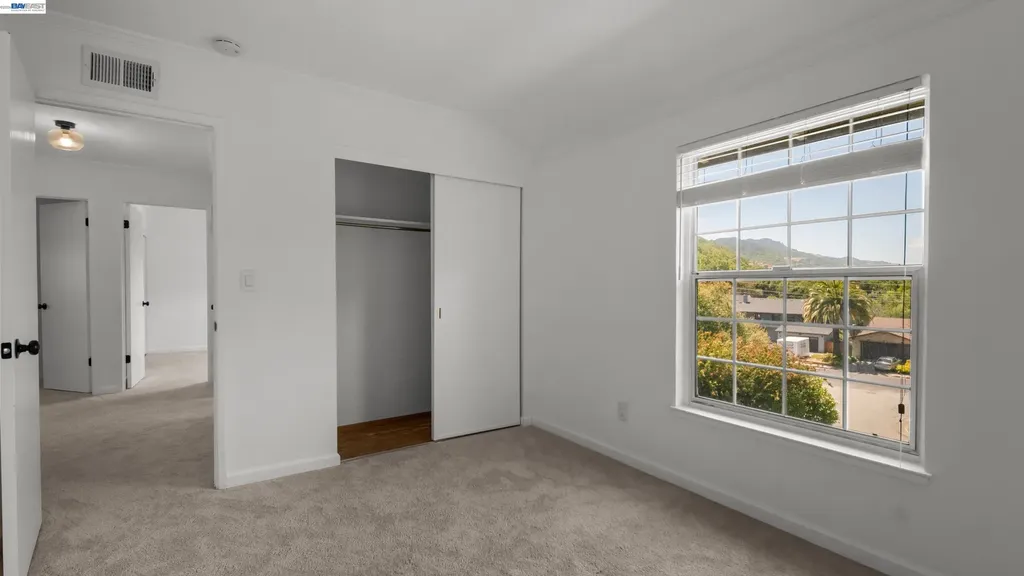 11 Oak Tree Court San Rafael CA 94903