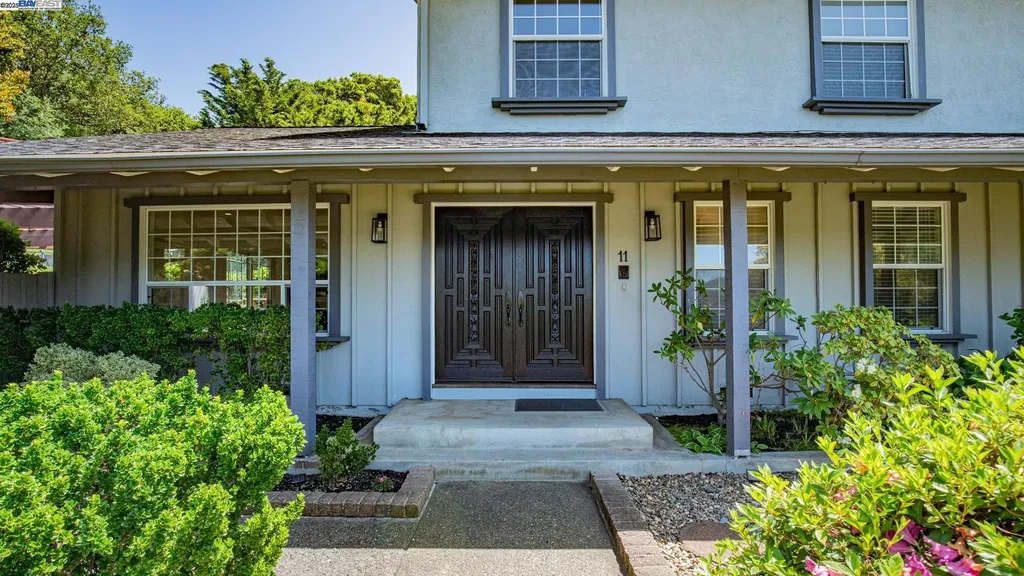 11 Oak Tree Court San Rafael CA 94903