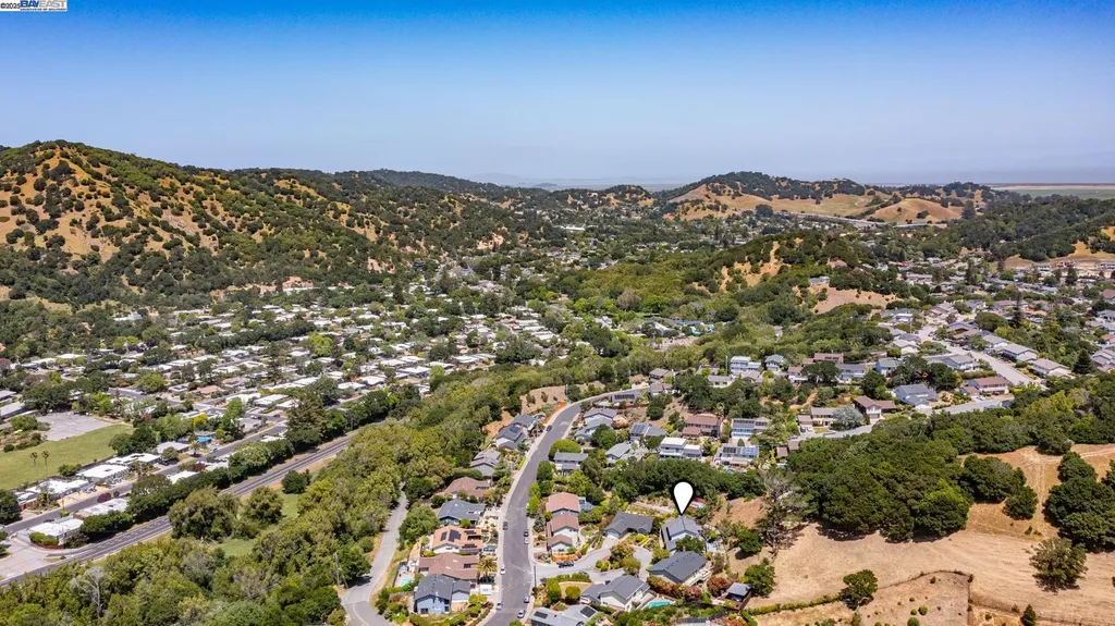 11 Oak Tree Court San Rafael CA 94903