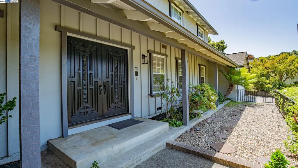 11 Oak Tree Court San Rafael CA 94903