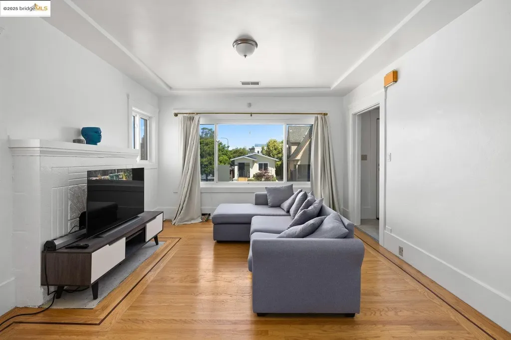 2903 Sacramento Street Berkeley CA 94702