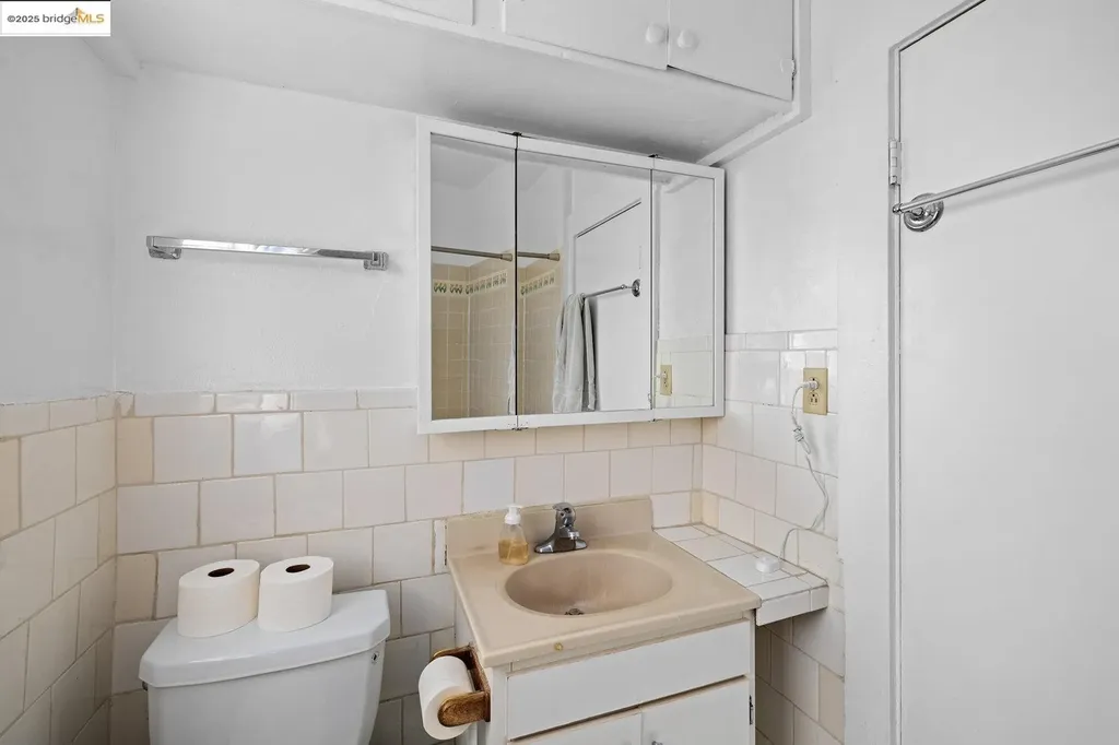 2903 Sacramento Street Berkeley CA 94702