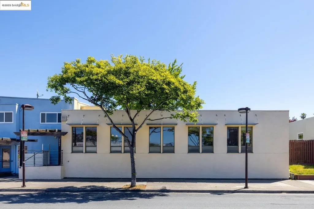 2903 Sacramento Street Berkeley CA 94702