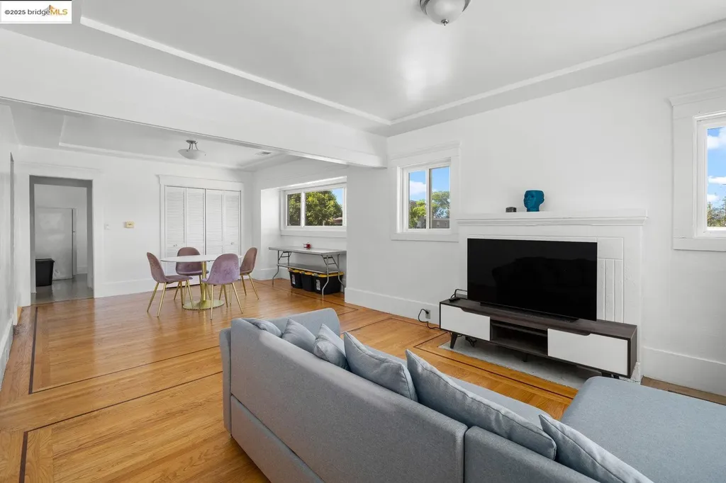 2903 Sacramento Street Berkeley CA 94702