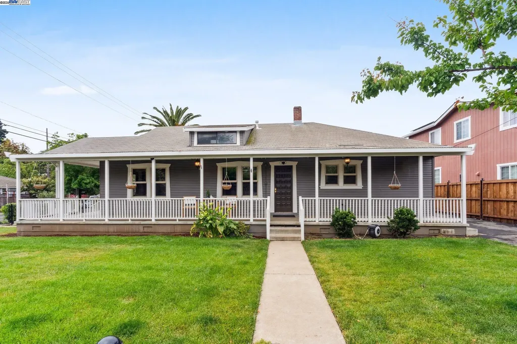 792 Sycamore Avenue Hayward CA 94544