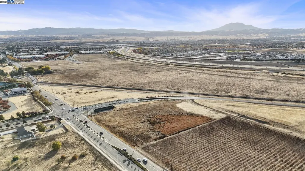 Empire Avenue Oakley CA 94561