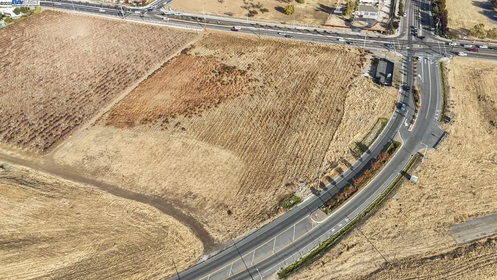 Empire Avenue Oakley CA 94561