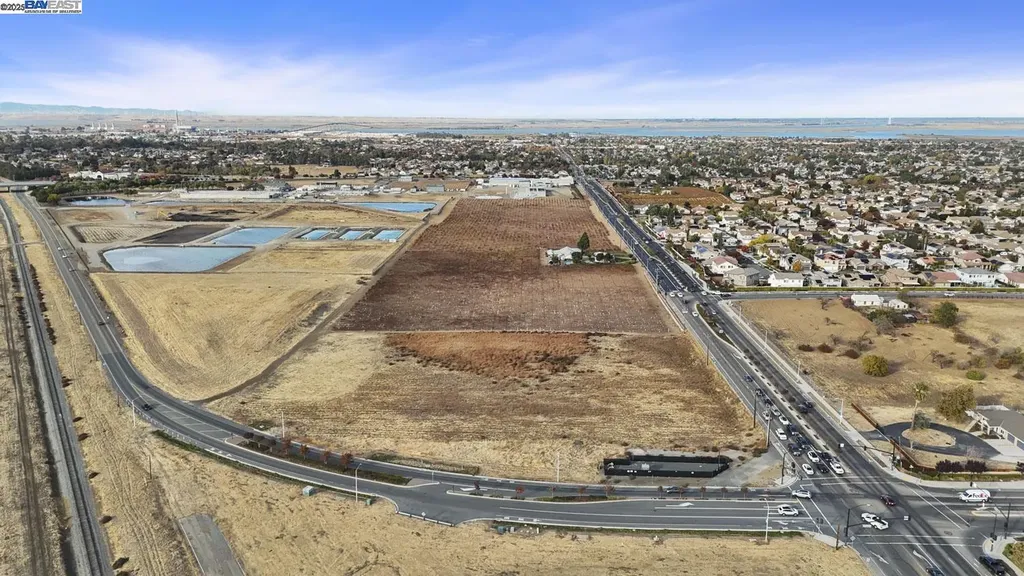 Empire Avenue Oakley CA 94561