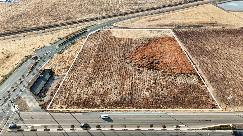 Empire Avenue Oakley CA 94561