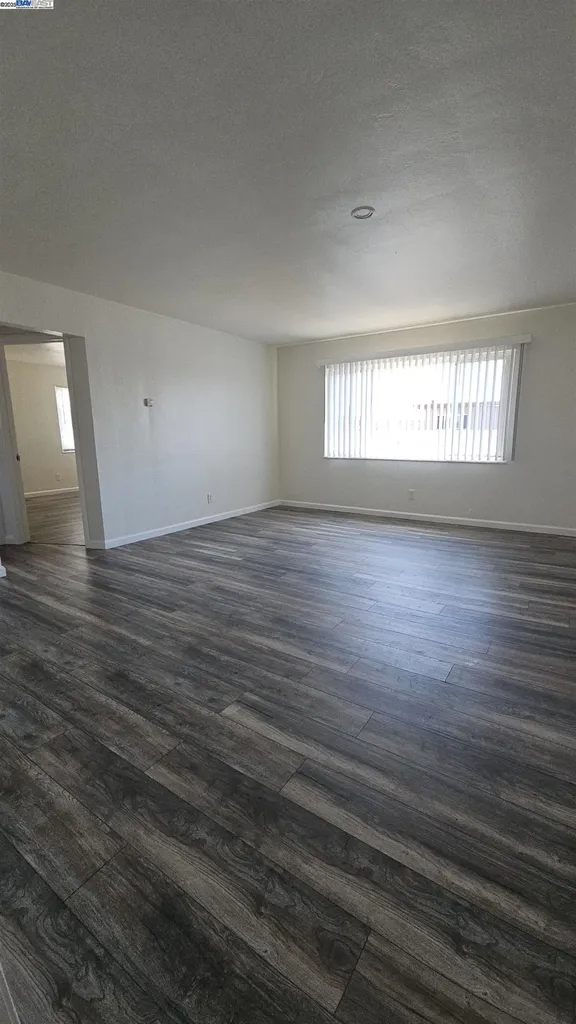 7448 Lockwood Street Oakland CA 94621