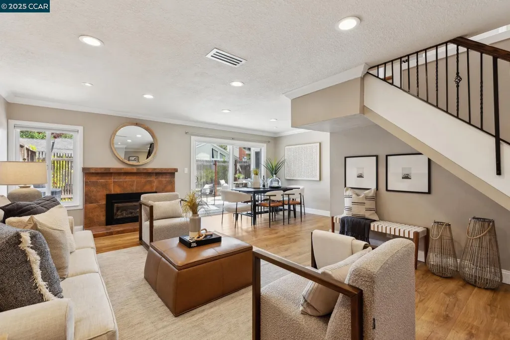 208 Whitney Court Walnut Creek CA 94598