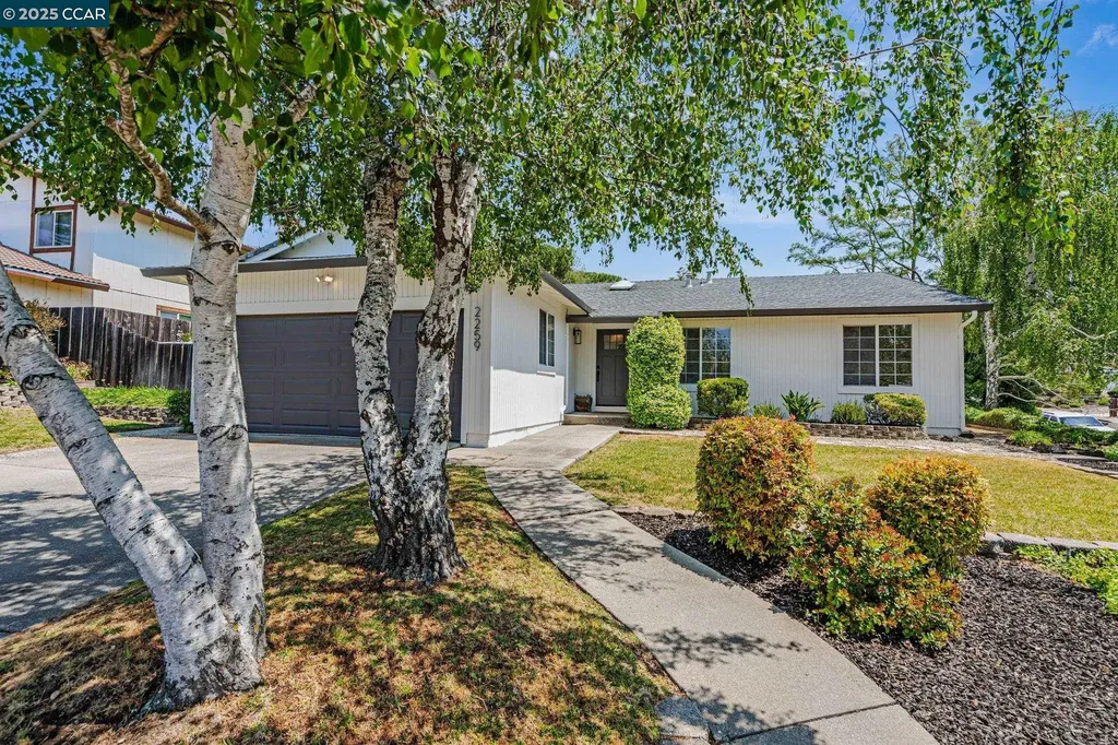 2259 Redwood Road Hercules CA 94547
