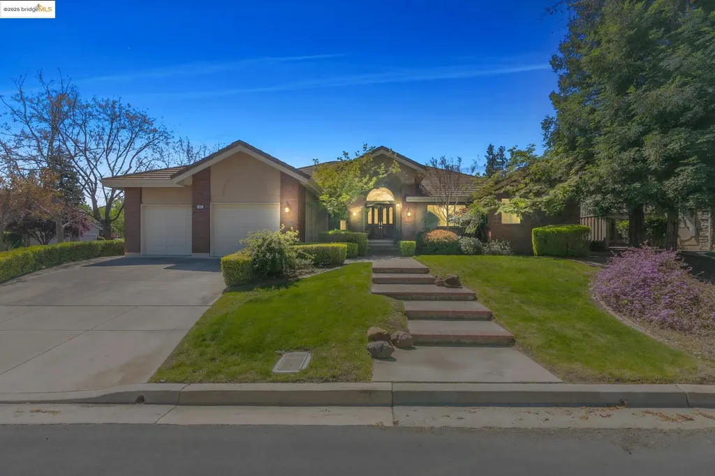 605 Devonshire Loop Brentwood CA 94513