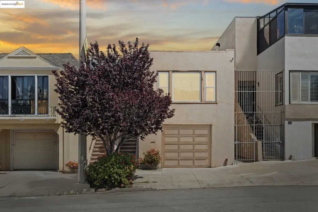 2022 Palou Avenue San Francisco CA 94124