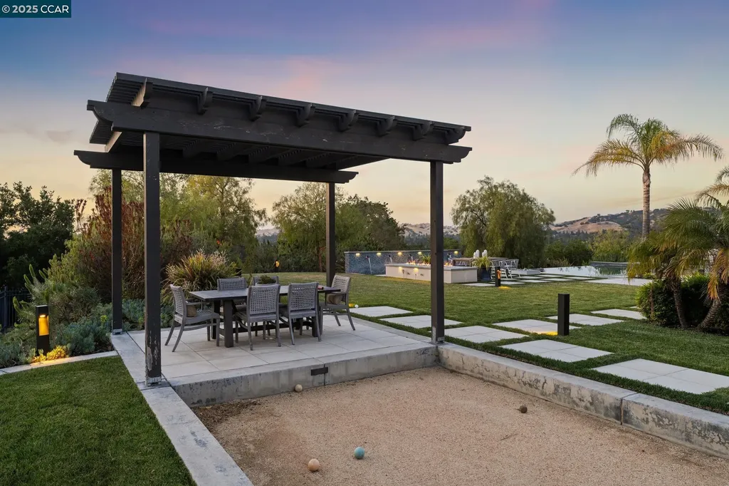 1021 Via Del Gato Alamo CA 94507