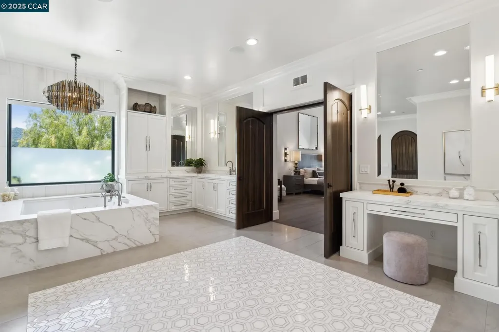 1021 Via Del Gato Alamo CA 94507