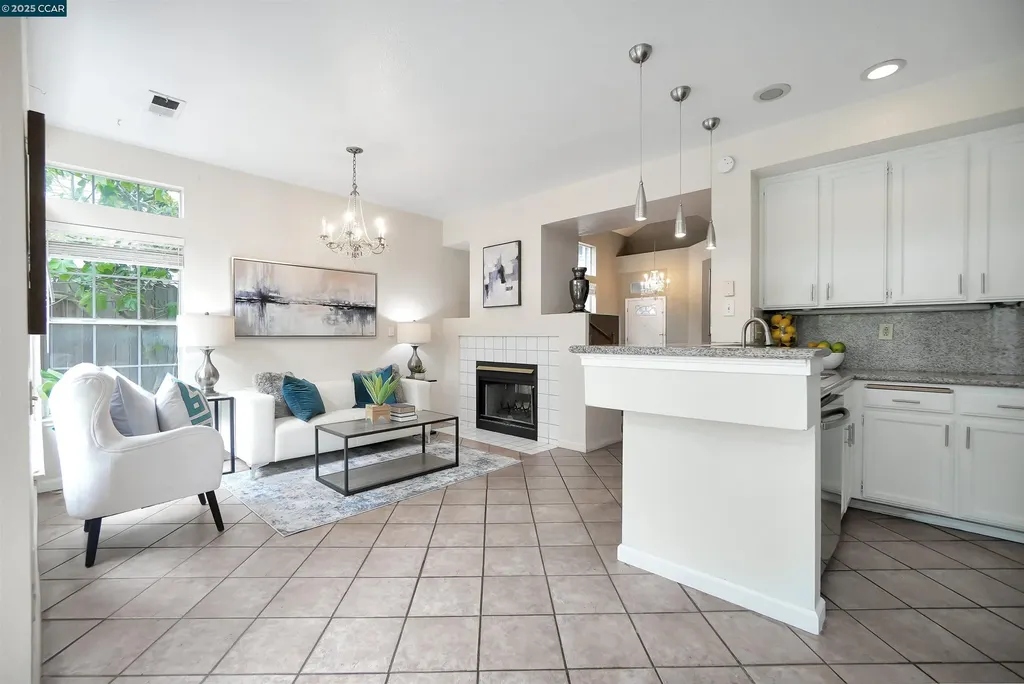 266 Scotts Valley Hercules CA 94547