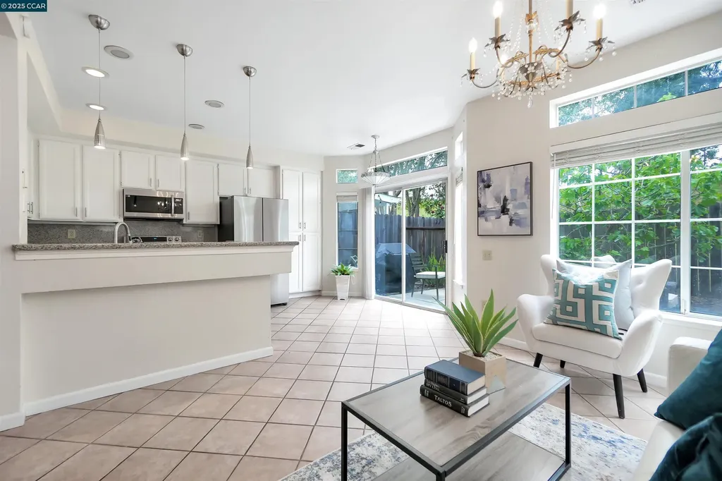 266 Scotts Valley Hercules CA 94547