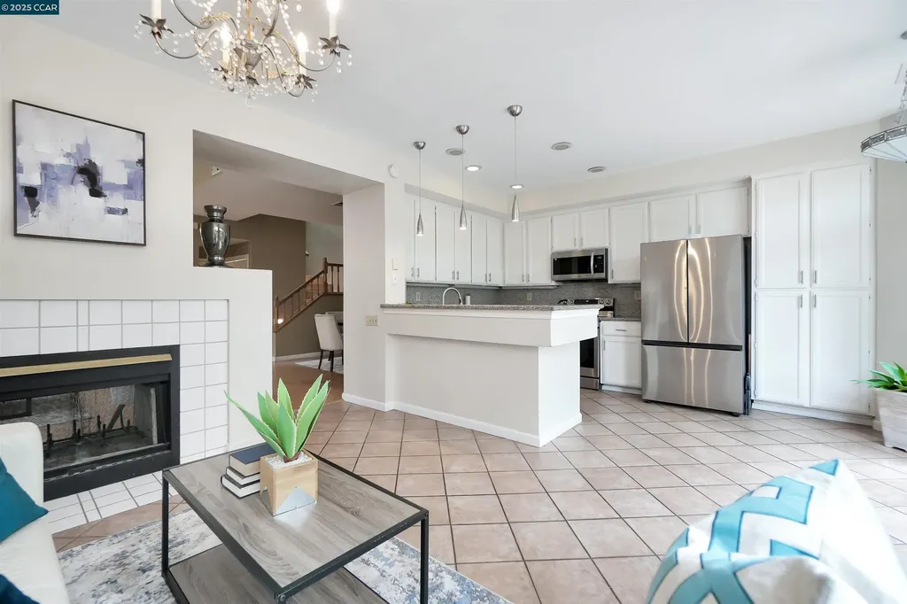 266 Scotts Valley Hercules CA 94547