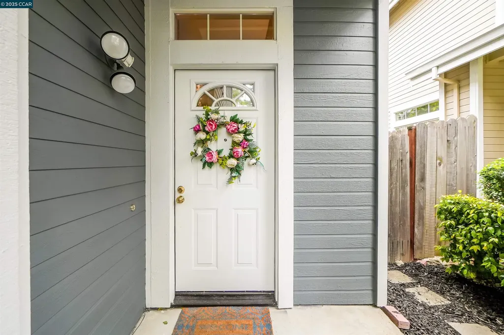 266 Scotts Valley Hercules CA 94547