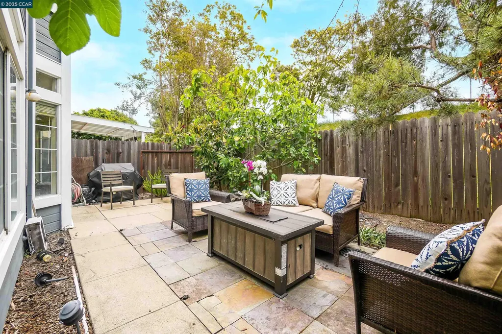 266 Scotts Valley Hercules CA 94547