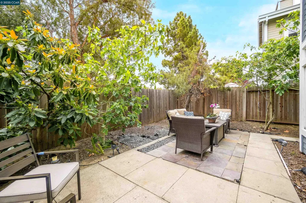 266 Scotts Valley Hercules CA 94547