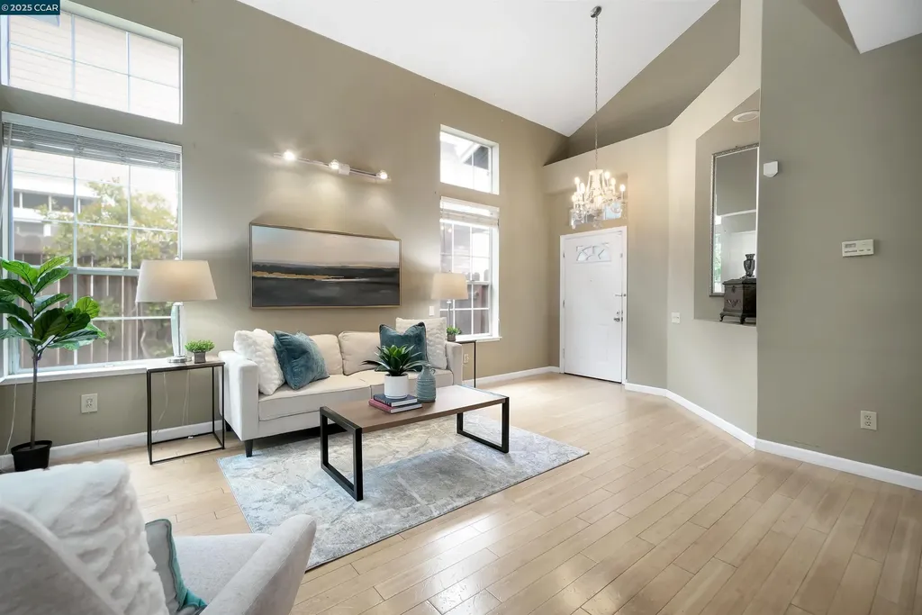 266 Scotts Valley Hercules CA 94547