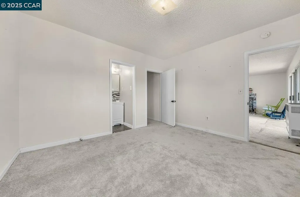 9305 Burr Street Oakland CA 94605