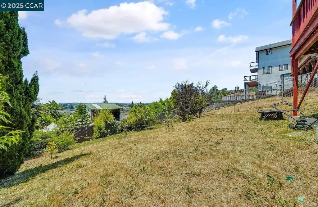 9305 Burr Street Oakland CA 94605