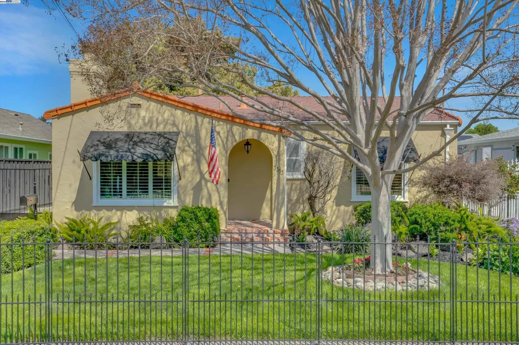 3353 Greenwood Drive Fremont CA 94536