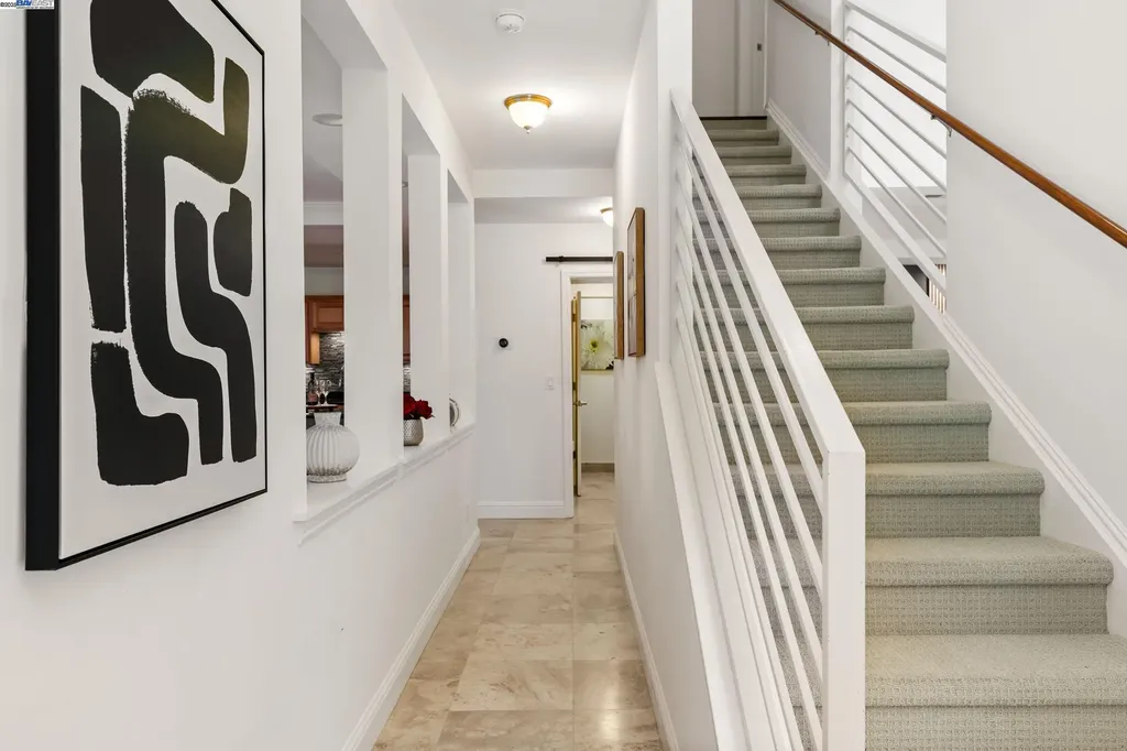 6440 Longcroft Drive Oakland CA 94611