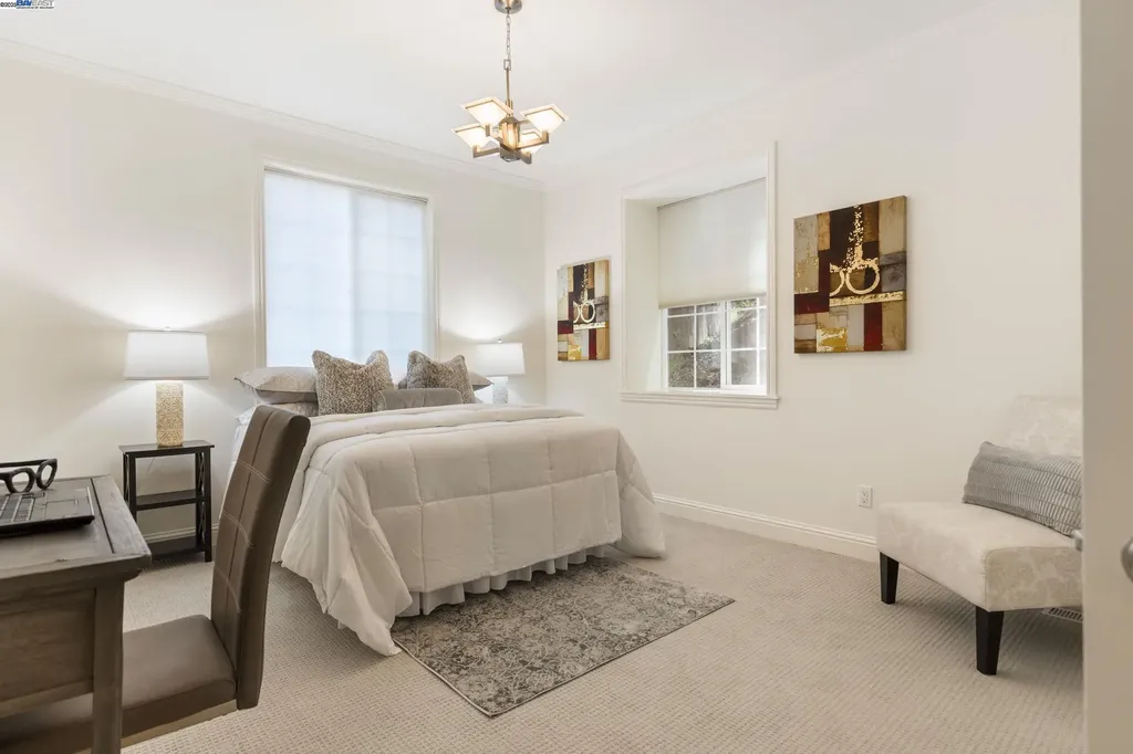 6440 Longcroft Drive Oakland CA 94611