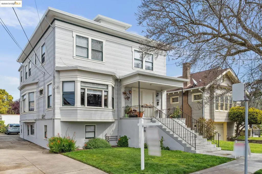 534 63rd Street Oakland CA 94609