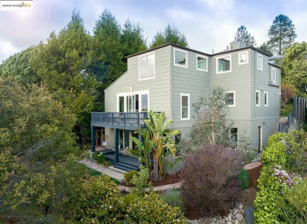 1082 Miller Avenue Berkeley CA 94708