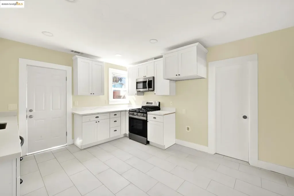 729 Ohio Street Vallejo CA 94590