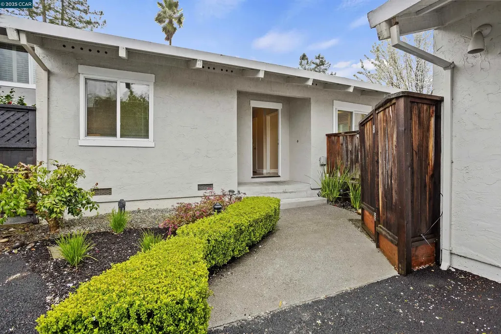 812 Country Club Drive Moraga CA 94556