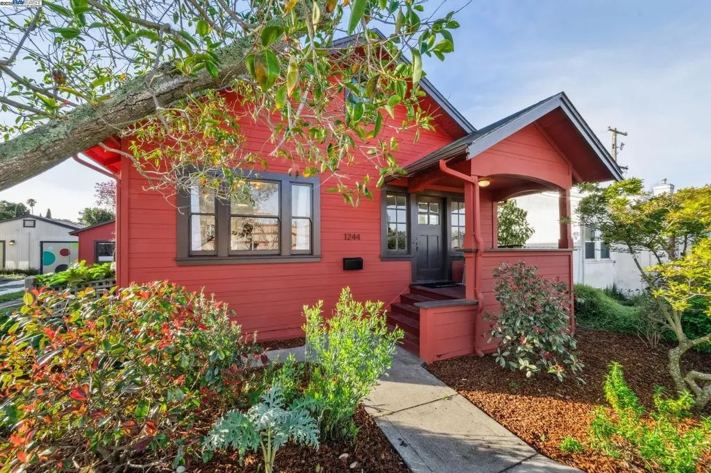1244 Marin Avenue Albany CA 94706