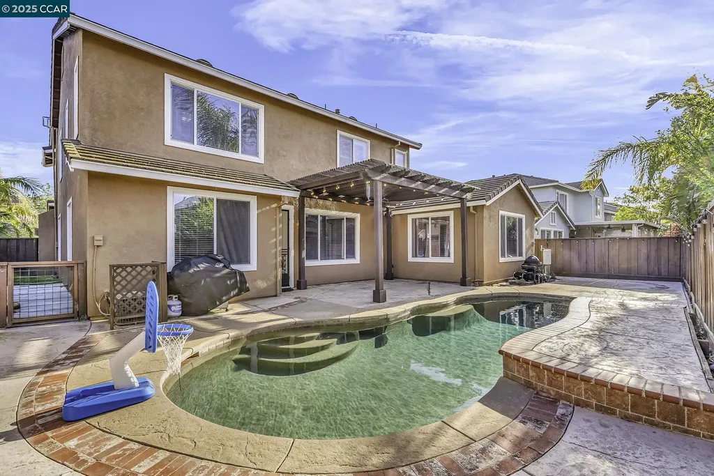 3627 Otter Brook Loop Discovery Bay CA 94505
