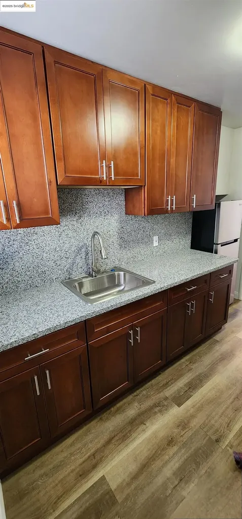 220 Lafayette Avenue San Leandro CA 94577