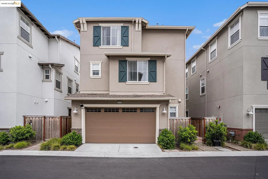 9190 Surf Way Newark CA 94560
